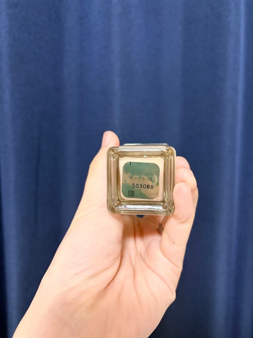 clé de peau ファンデーション オークル10 30ml