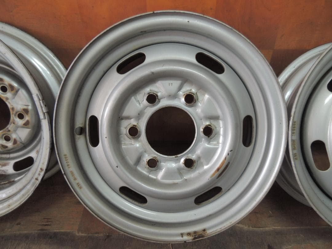 C25　15×5.5K　スチールホイール4本　タイタン ダッシュ　ハブ径 約93