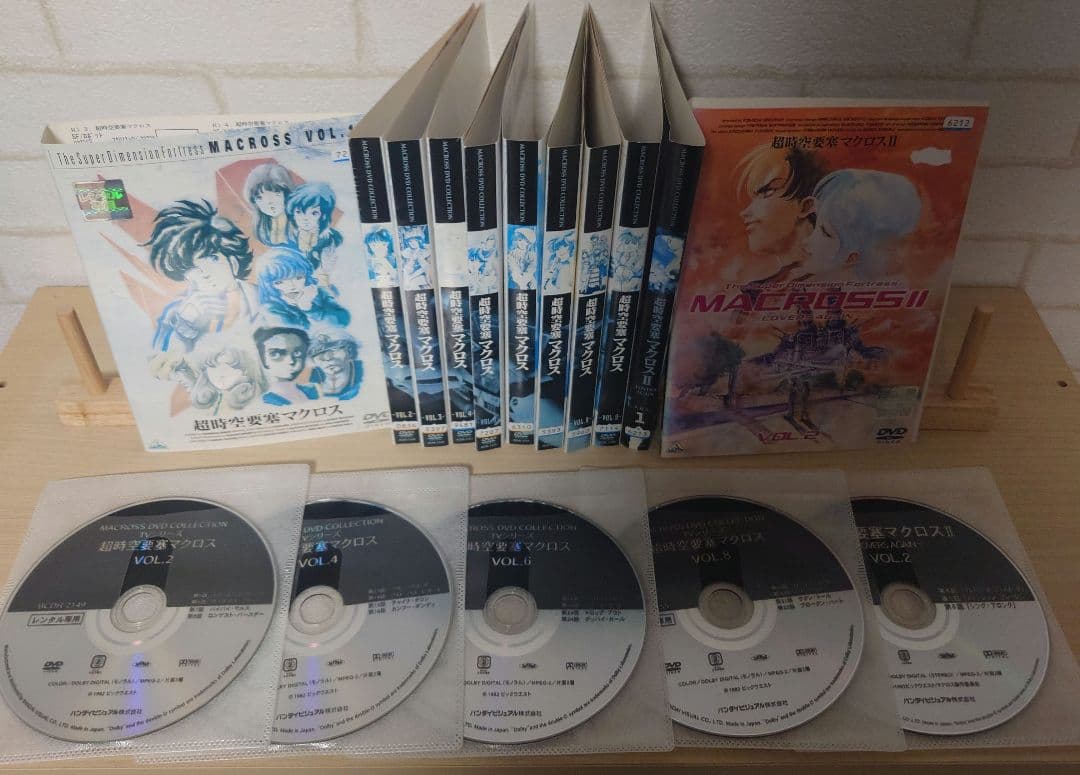 レンタル　DVD 全巻「超時空要塞マクロス」シリーズ全11巻セット