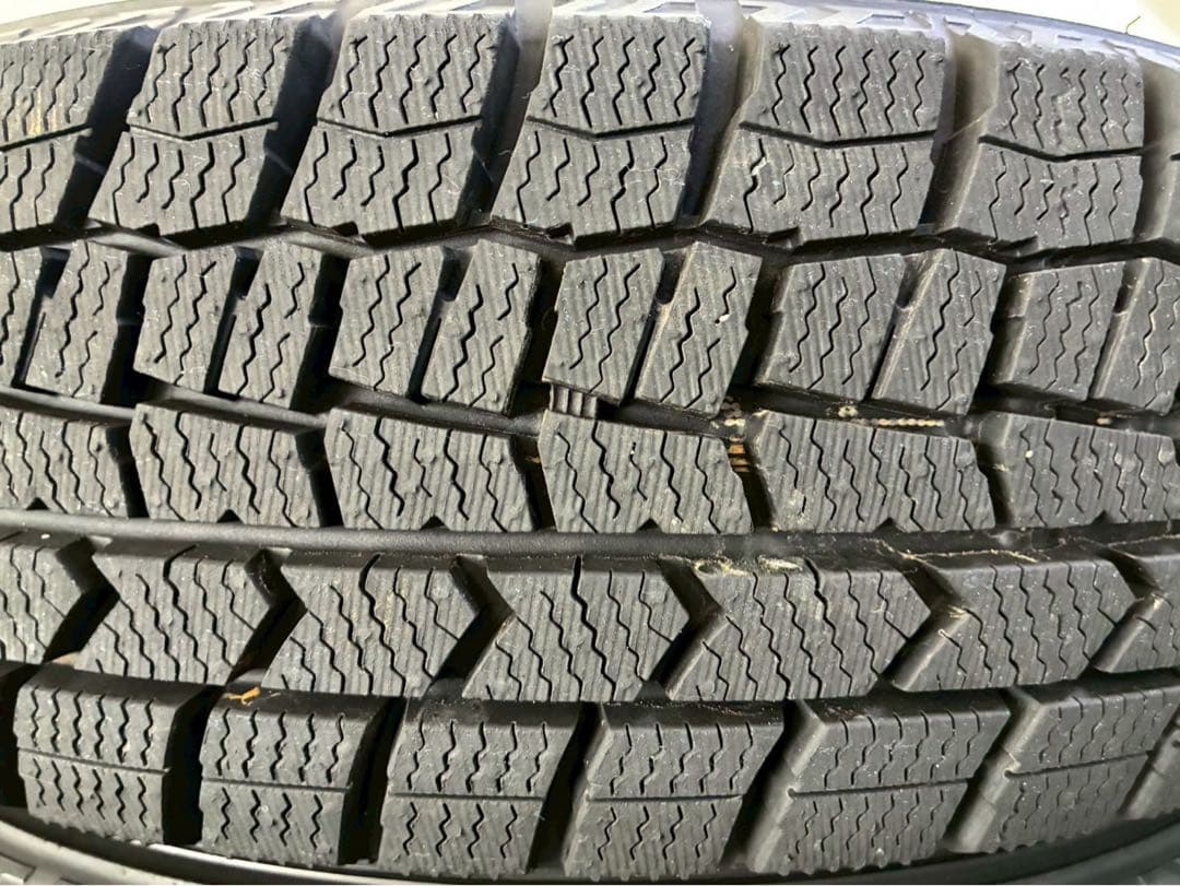 送料込み‼️ 155/65R13 2024年製✨ 国産✨ バリ山❗️ 冬タイヤ ４本