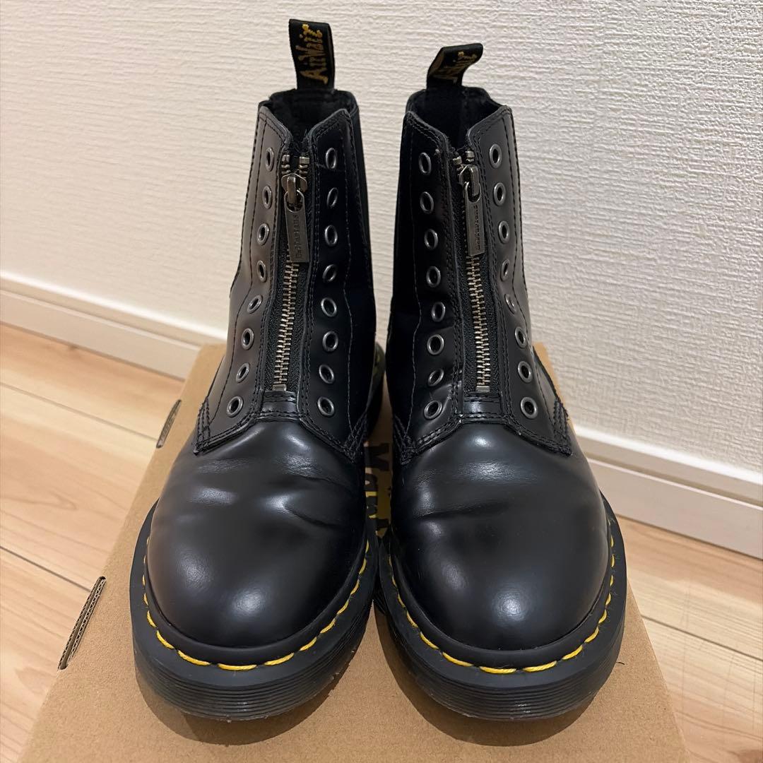 ジッパー付き黒 ドクターマーチン 1460 GUSSET