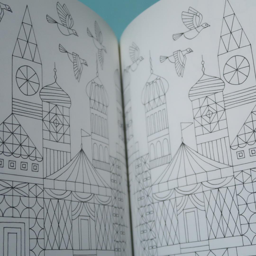 セール！　ちいさな女の子の不思議な旅　ぬりえ Book　杉山美奈子