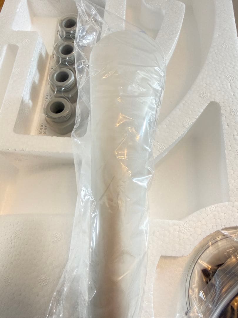 【新品未使用】Amway BathSpring バスルーム浄水器