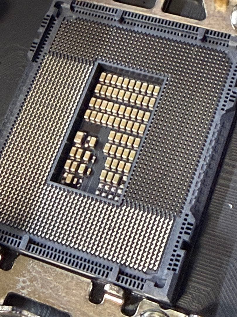 TUF GAMING H670-PRO WIFI D4 動作確認済