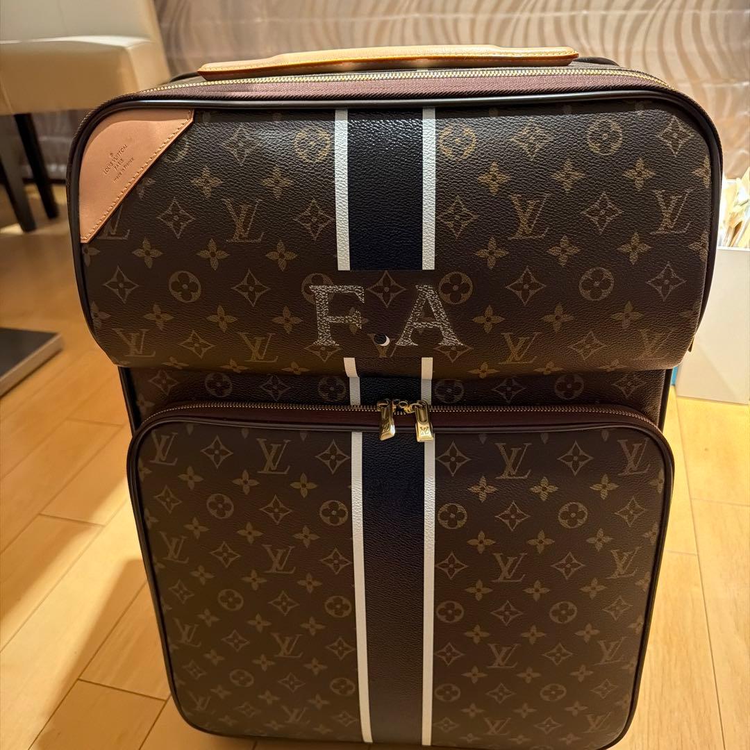 Louis Vuitton スーツケース