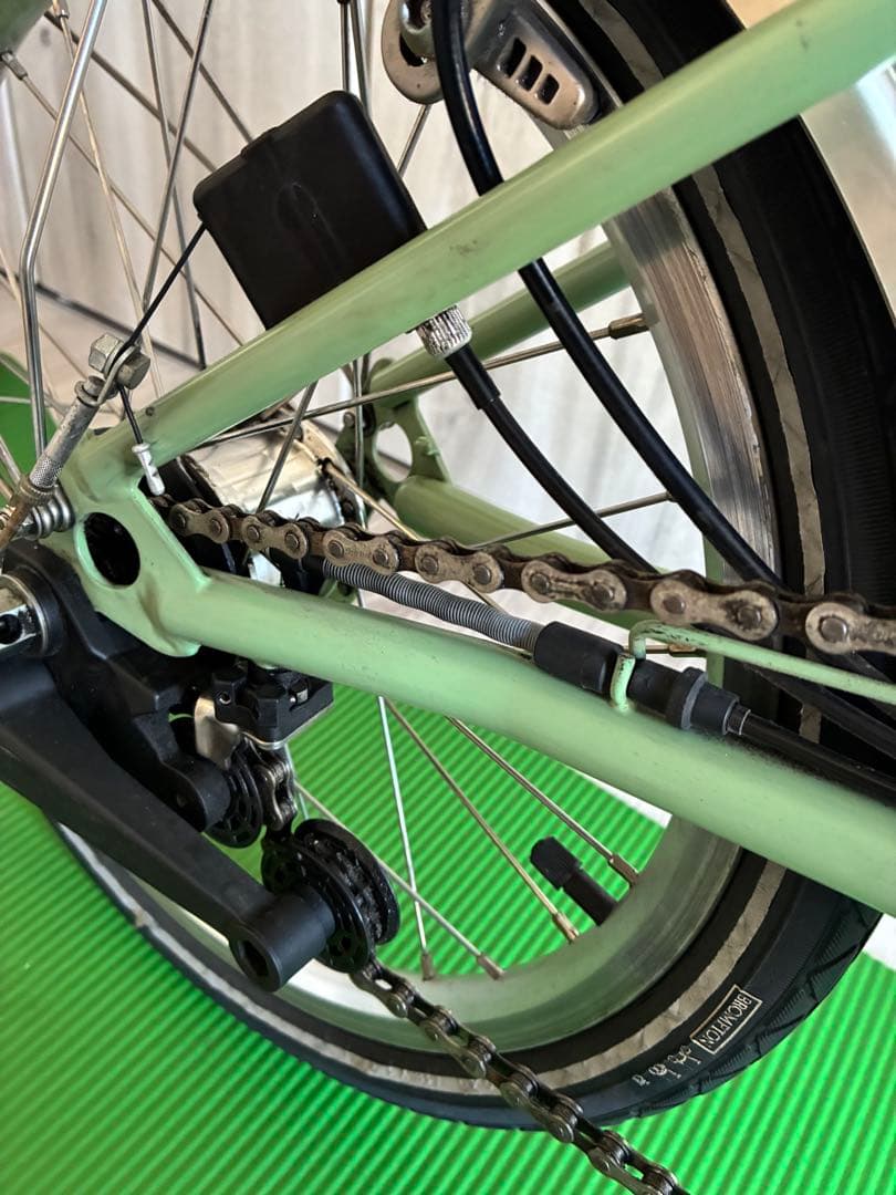 BROMPTON M6L セージグリーン 6速※TOPEAKの空気入れ付属