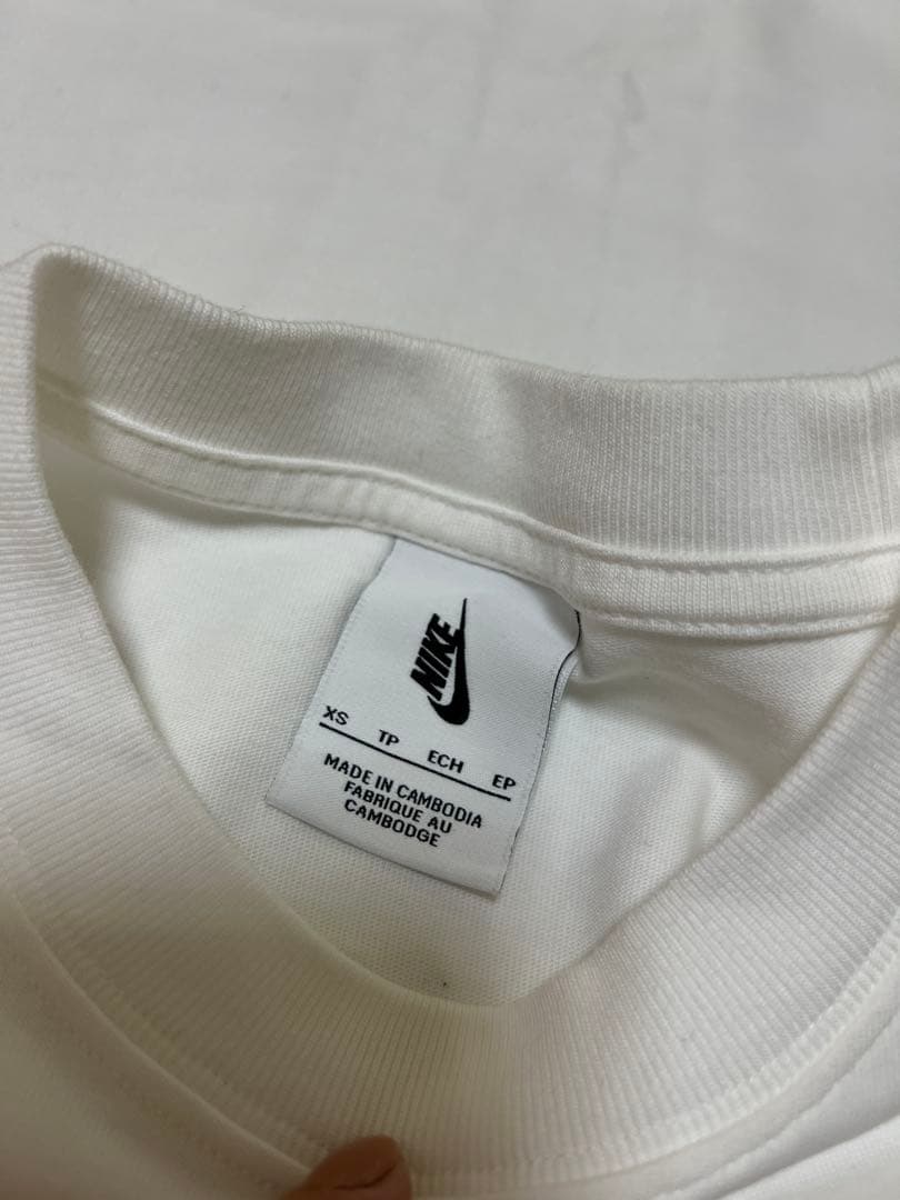 NIKE×Hello Kitty コラボTシャツ