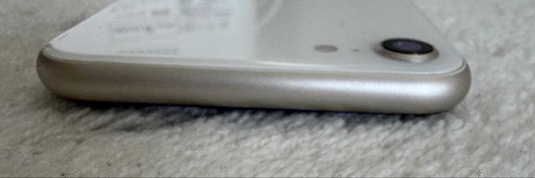 iPhone SE 第3世代 64GB スターライト
