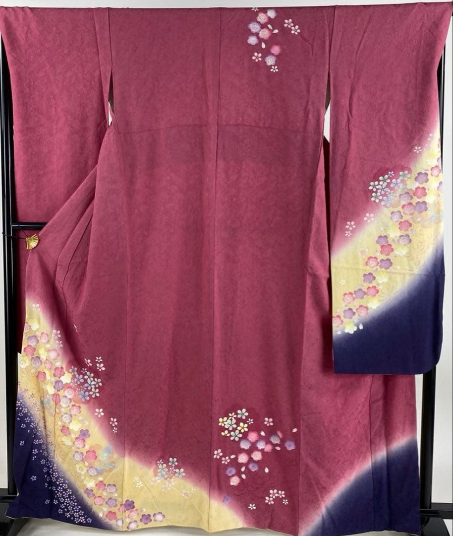 お振袖３着、長襦袢3着、刺繍半衿4枚　合計10点✨