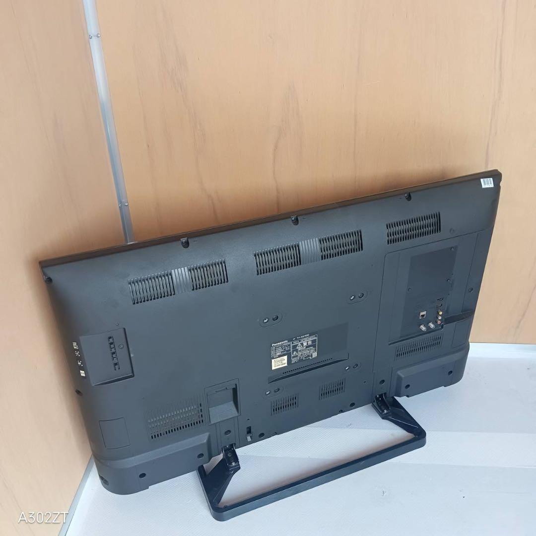 K085 送料無料 Panasonic　43 インチ液晶テレビ　展示品