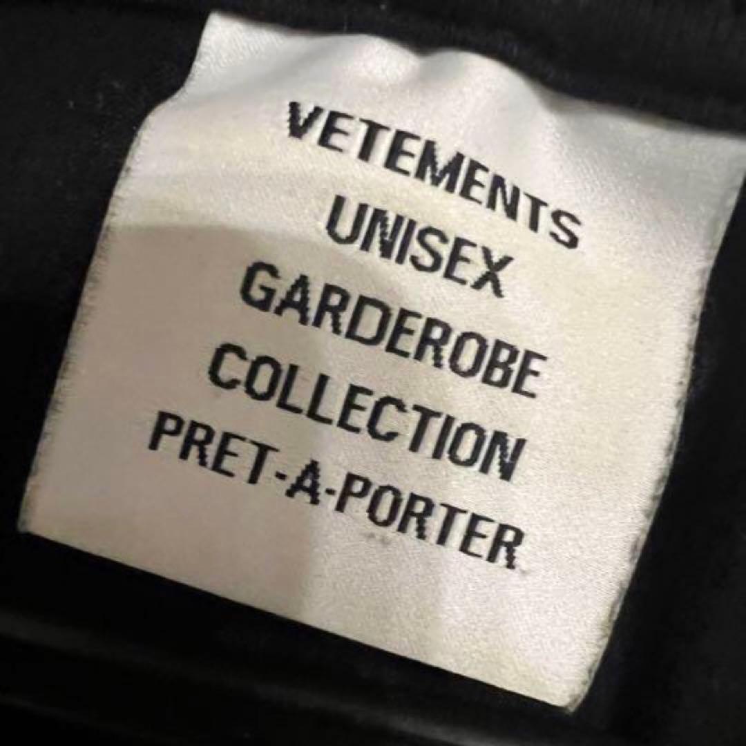 VETEMENTS ヴェトモン ロゴ Tシャツ