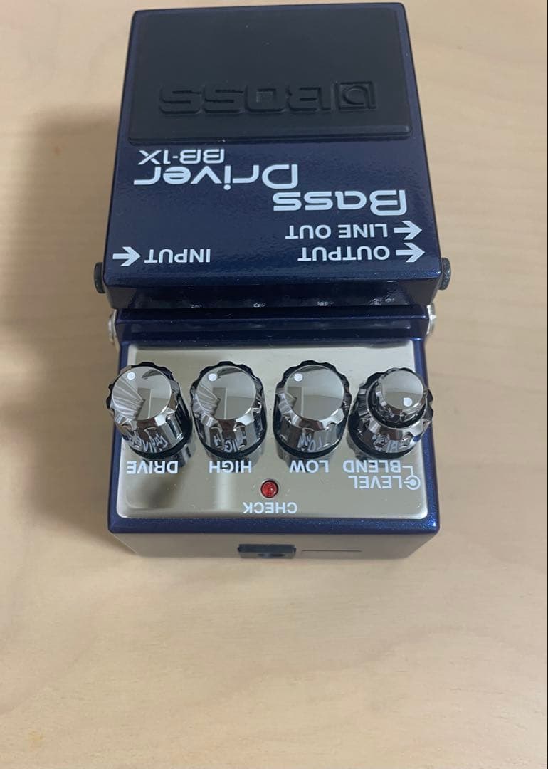 BOSS Bass D BB-1X ベース用プリアンプ