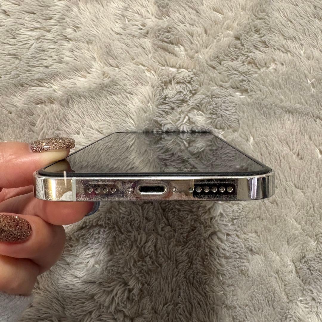 iPhone 12 Pro Max シルバー 256 GB SIMフリー
