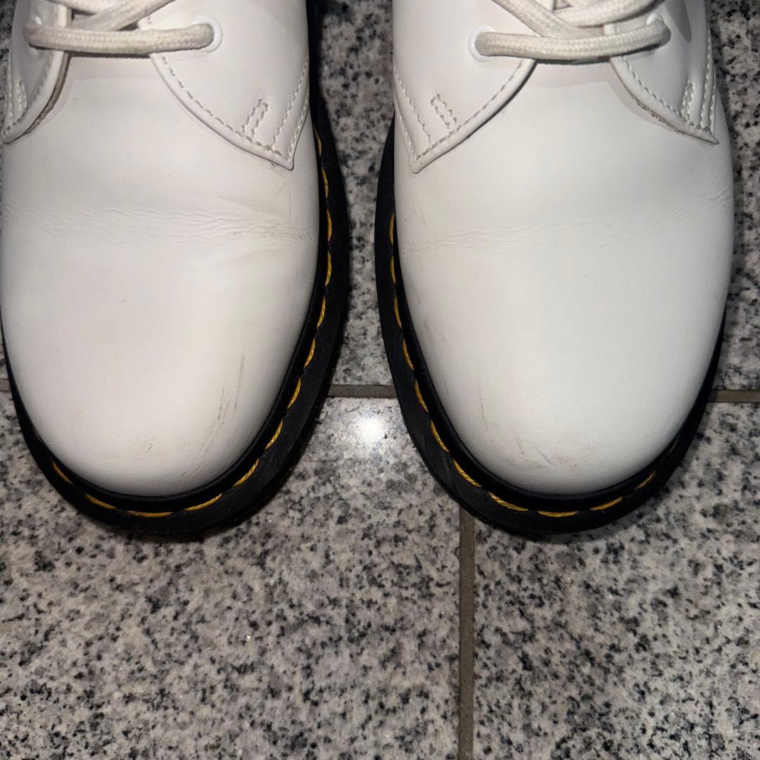 Dr. Martens ホワイト レースアップシューズ3ホール