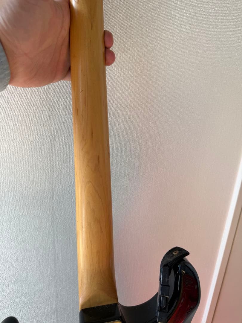 06 フェルナンデス　エレキギター　難あり品