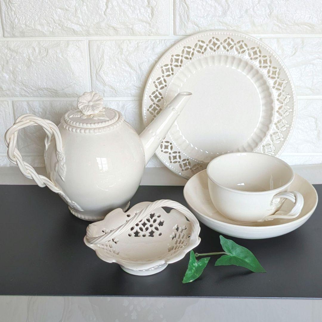 LEEDSWARE・Used，Cap & Saucer