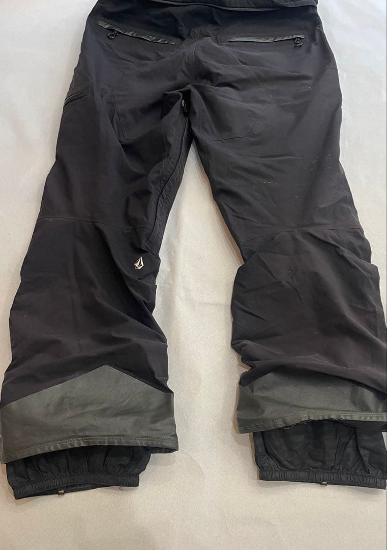 VOLCOM GORE-TEX スノーボードパンツ Lサイズ