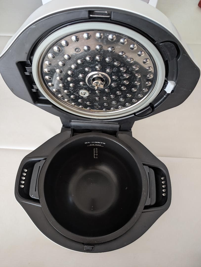 SHARPシャープ ヘルシオ ホットクック 2.4L