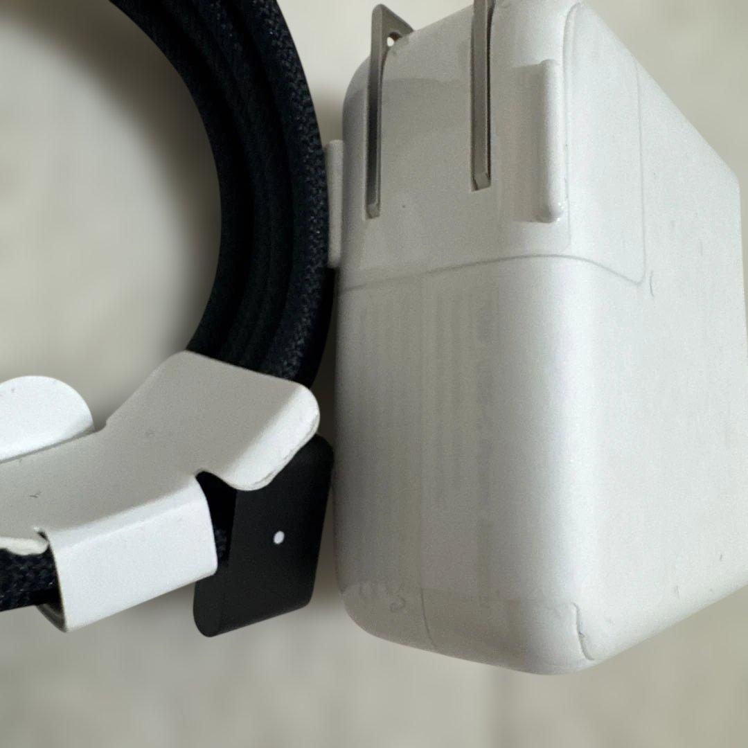 【純正・新品】Apple 70W USB-C アダプタ & MagSafe 3