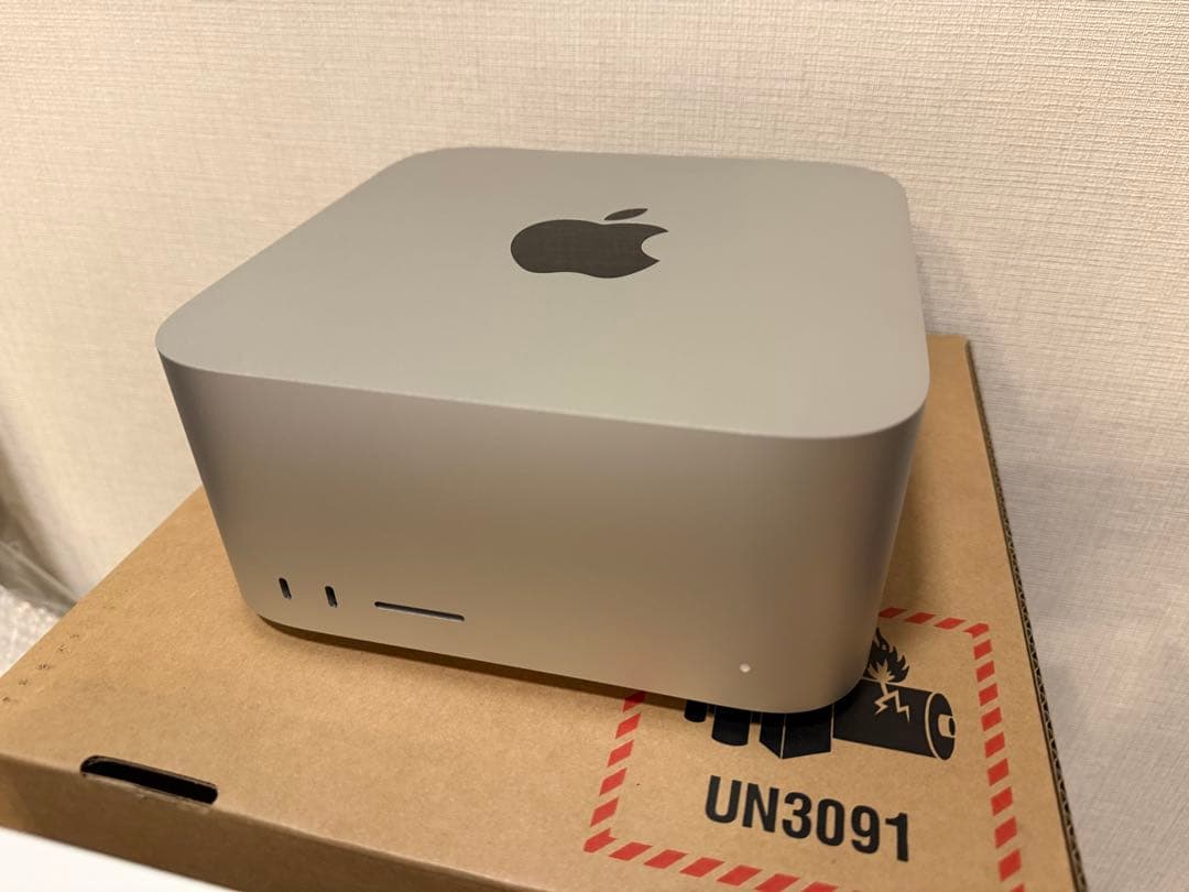 Mac Studio M4 Max メモリ:128GB SSD:512GB