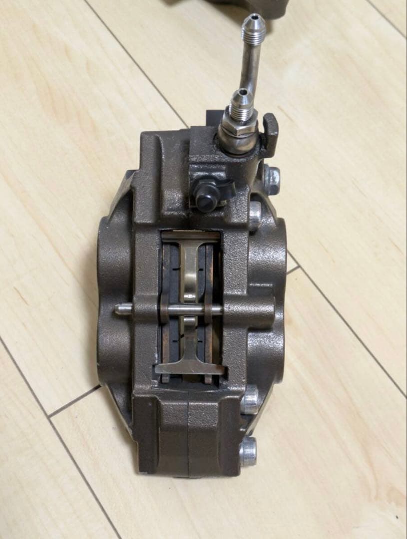 ゼファー750フロント4potキャリパー塗装品