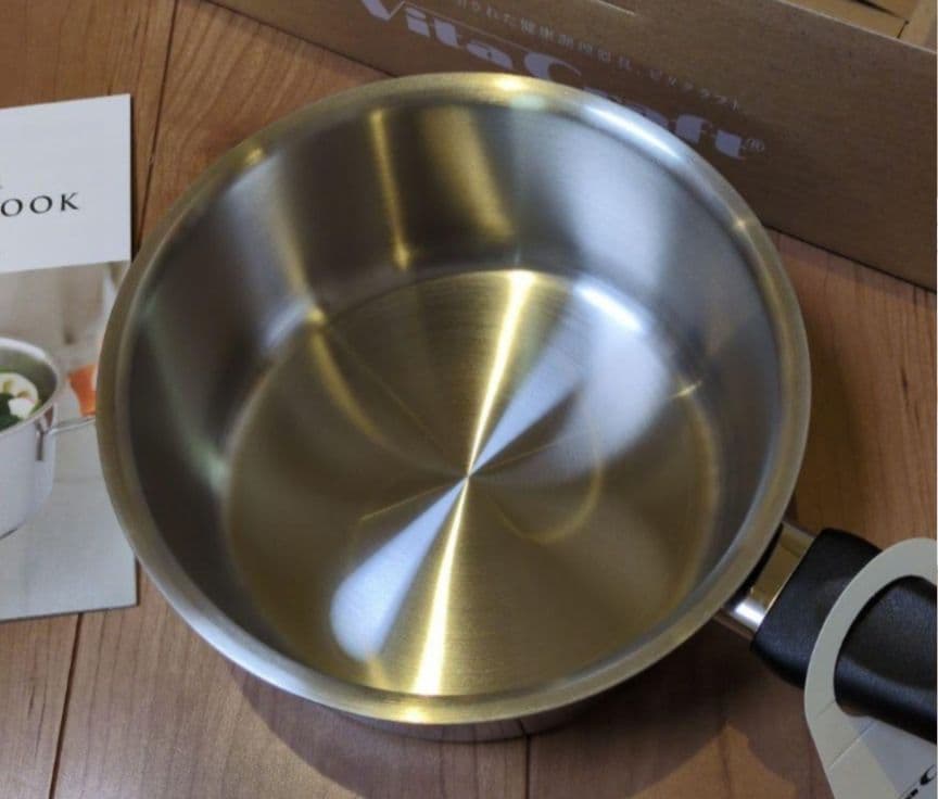ビタクラフト　片手鍋16cm GAS/IH 可。新品未使用。28日昼まで出品。