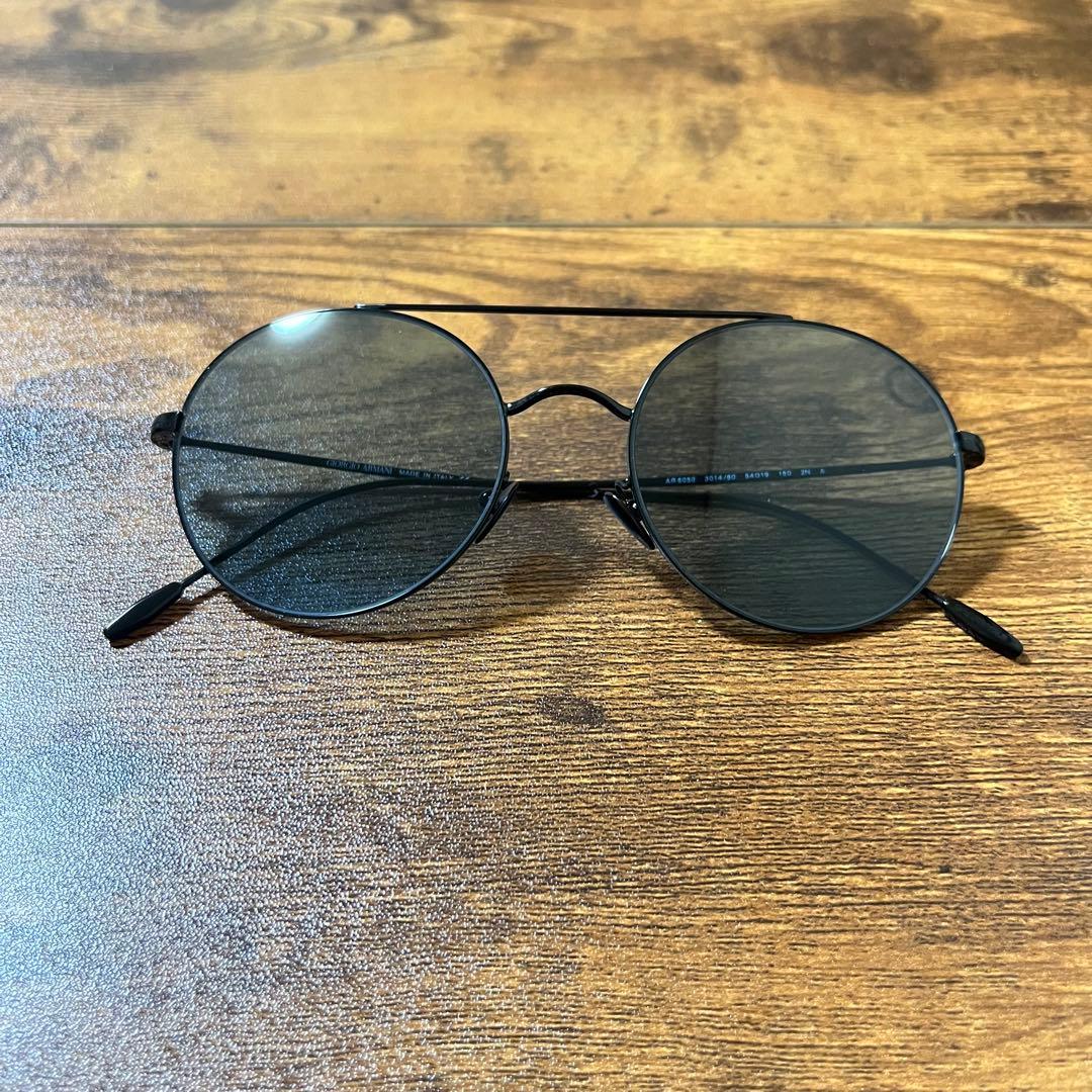 【良品】GIORGIO ARMANI サングラス 青×黒〈定価25,980円〉