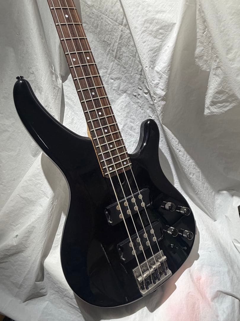 YAMAHA ベース　TRBX304 黒　現状品