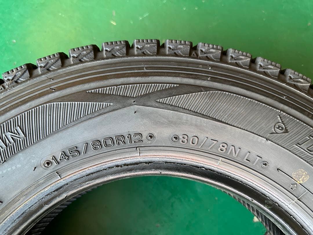 ダンロップ　WINTER MAXX SV01 145/80R12 ４本セット