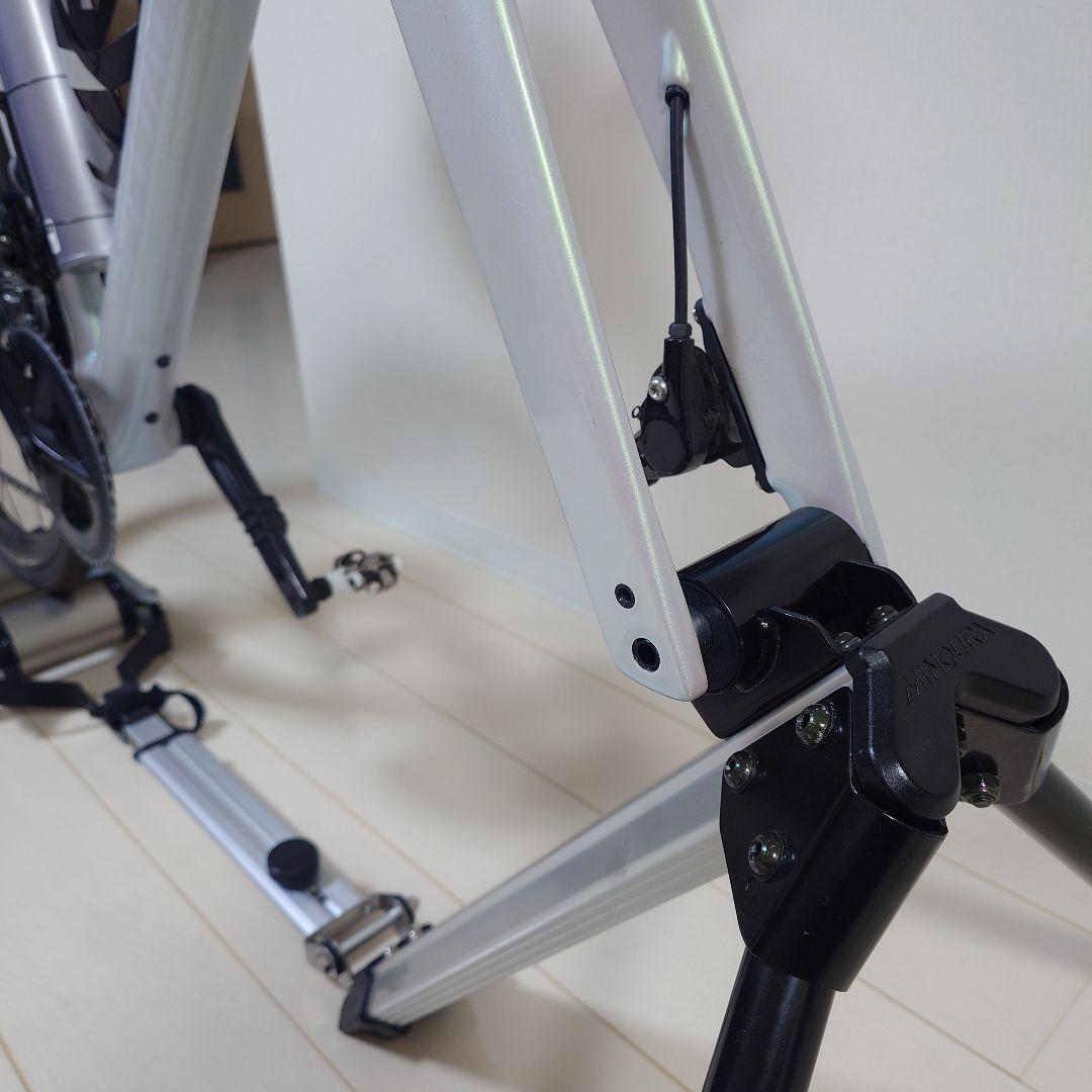 MINOURA FG220 ハイブリッドローラー　12ミリスルーアクスル付き