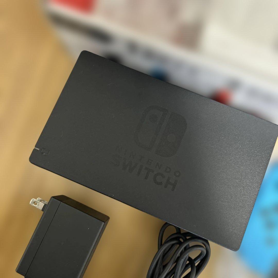 任天堂Switch本体/おまけ付/充電器・HDMI・コントローラー付/動作◎