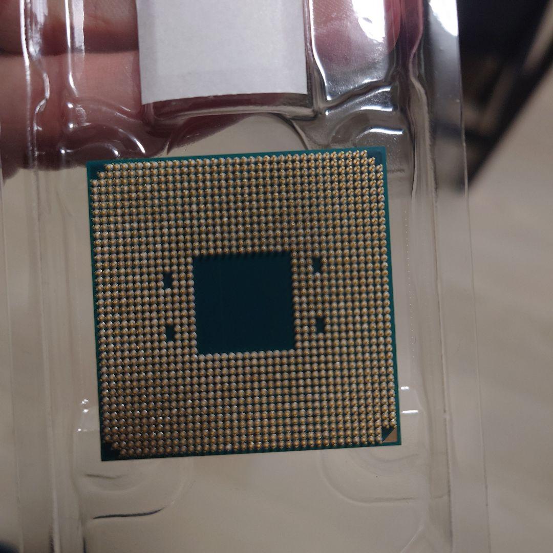 AMD Ryzen 7 3700X CPU 本体
