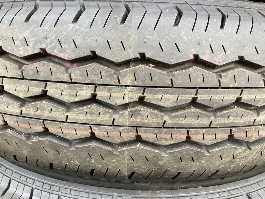 新車剥がし BS 195/80R15 25年製 夏タイヤ 【南-184 ①】
