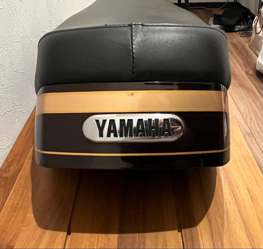 YAMAHA　sr400純正シート