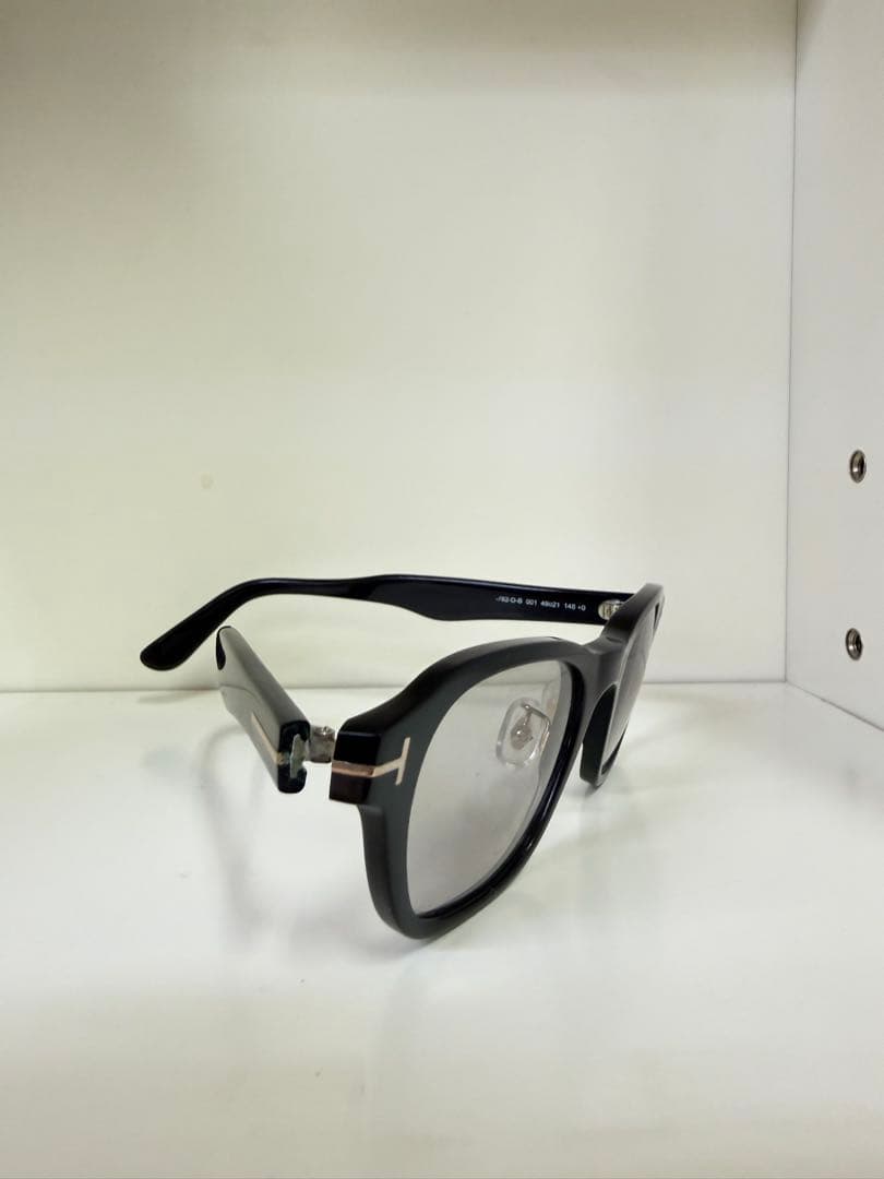 TOM FORD TF5782-D-B 度なしサングラス　お値引き依頼機能ok