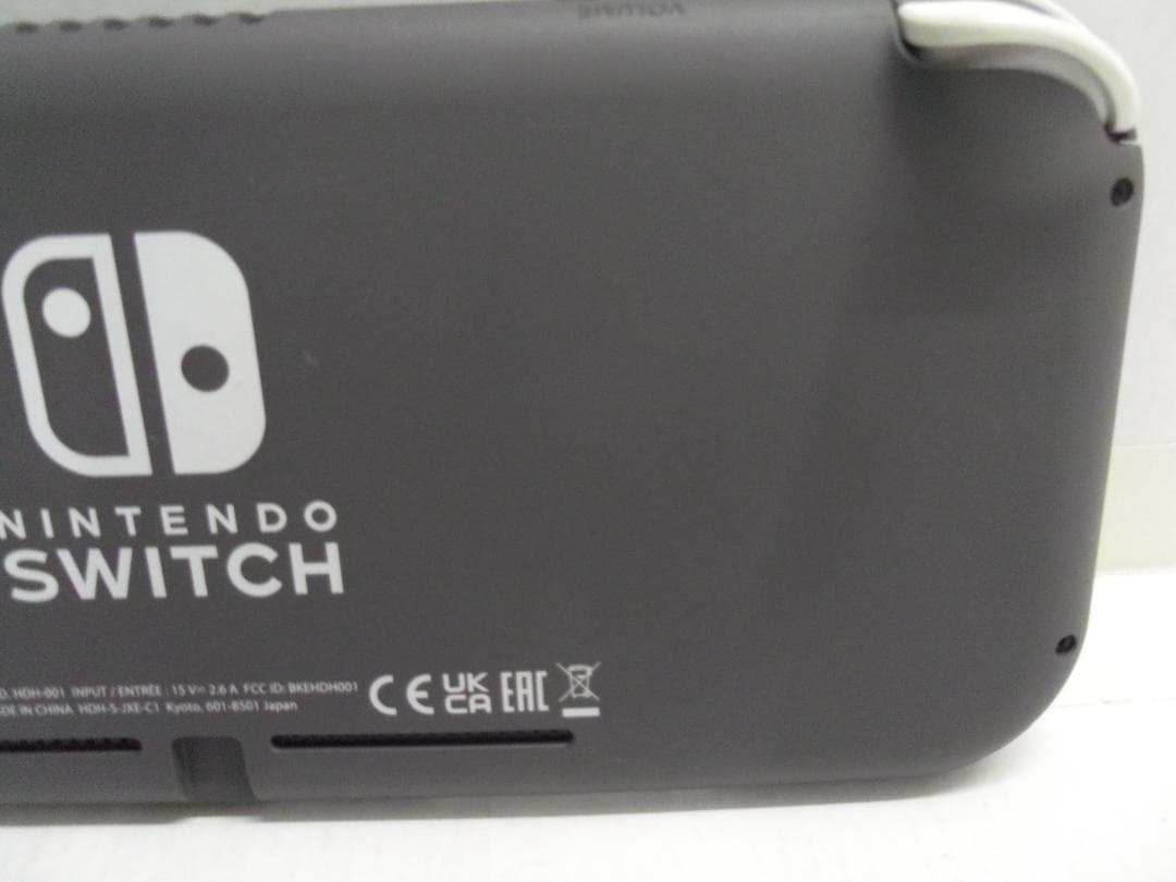 【中古】任天堂 Switch Lite グレー 画面にキズあり ヤマダ保証書付き