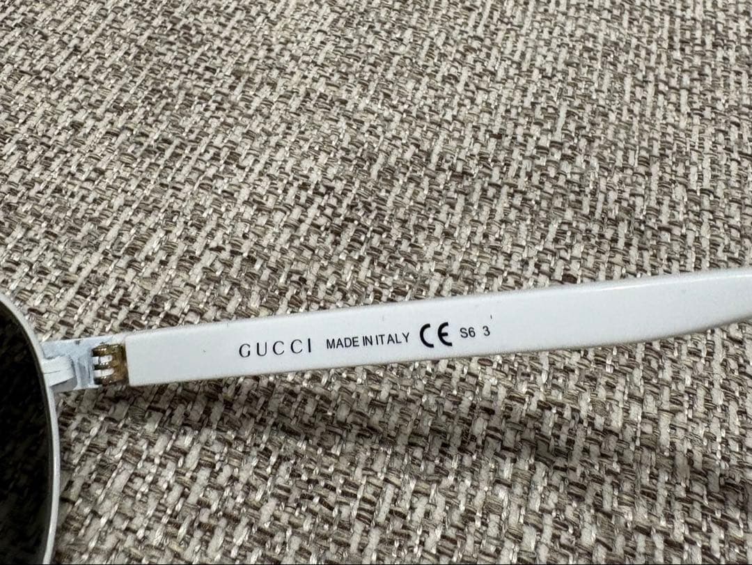 【値下げしました】GUCCI アビエーターサングラス ホワイト