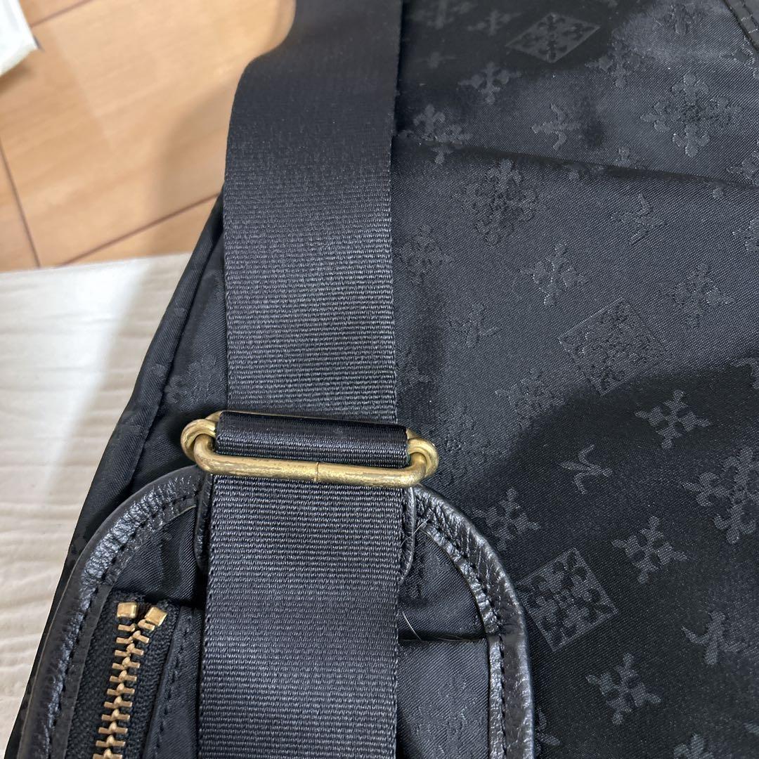ラシット　ウエストバッグ ボディバッグ ゴールドブラック美品　ウエストポーチ
