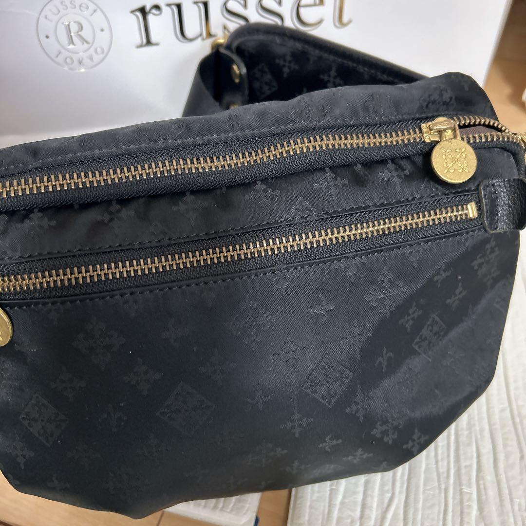 ラシット　ウエストバッグ ボディバッグ ゴールドブラック美品　ウエストポーチ