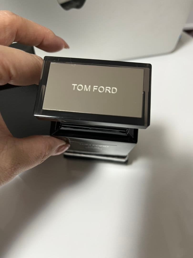 トムフォード　ウードウッド Eau de Parfum 100ml