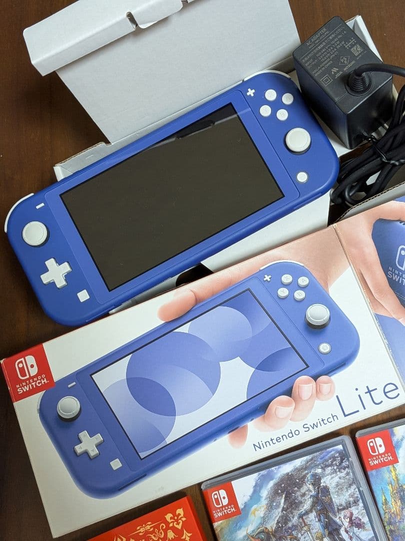 Nintendo Switch Lite ブルー 本体 + ゲームソフト3本