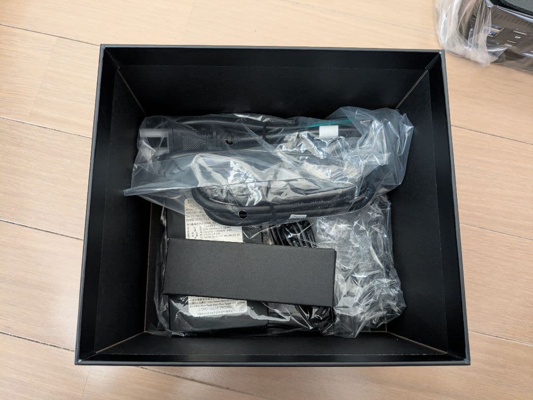 【美品】Minisforum UM890 Pro 32GB/1TB