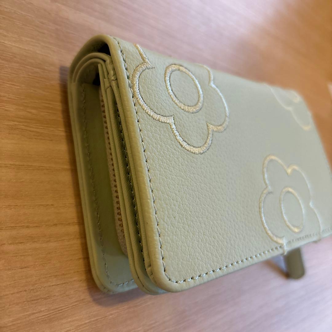 マリークワント ライトグリーン 二つ折り財布