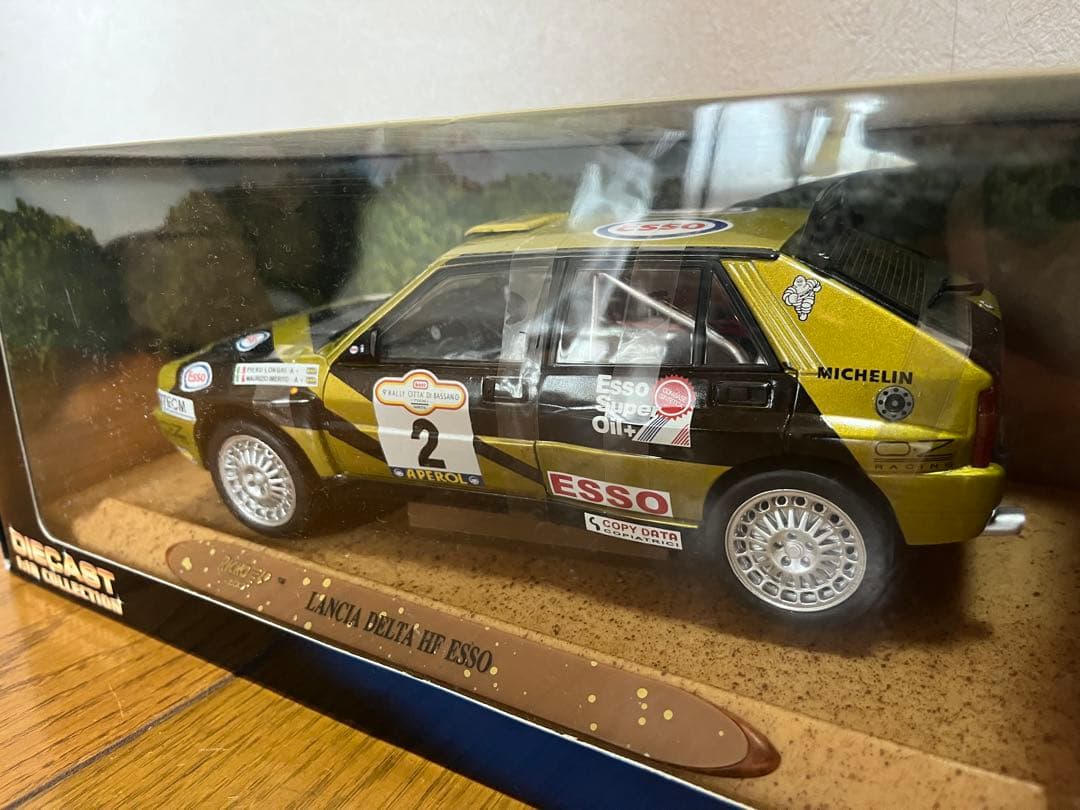 ランチアデルタ HF インテグラーレEvo2 ラリー 1/18 未開封