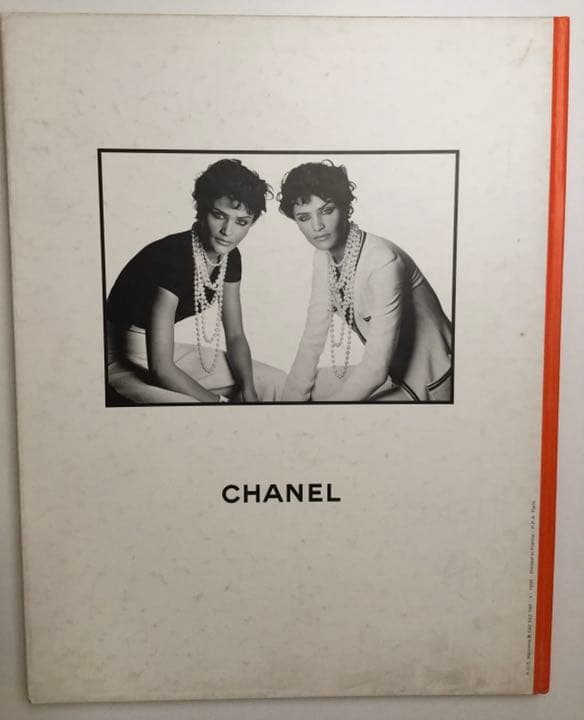 CHANEL カタログ