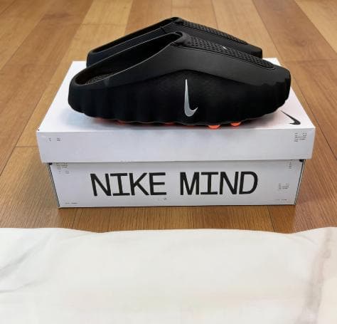 衣類ハンガー Nike Mind 001 BLACK 29cm