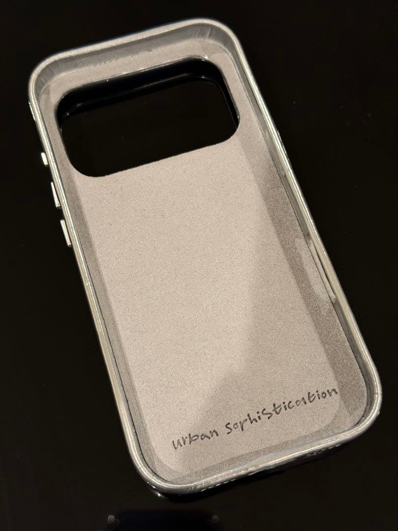 UrbanSophistication iPhone17proケースMirror
