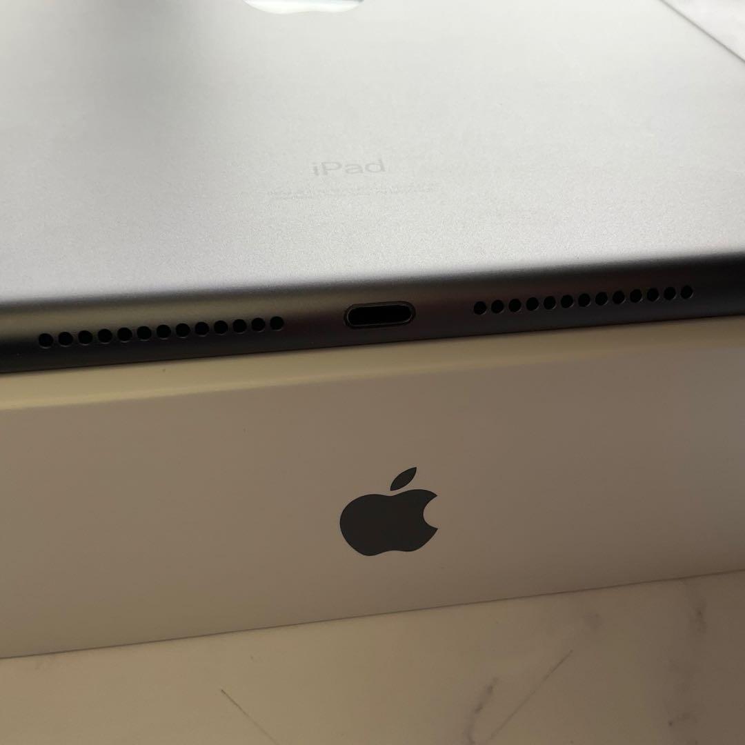 【極美品】Apple iPad 第7世代 Wi-Fi Cellular 32GB