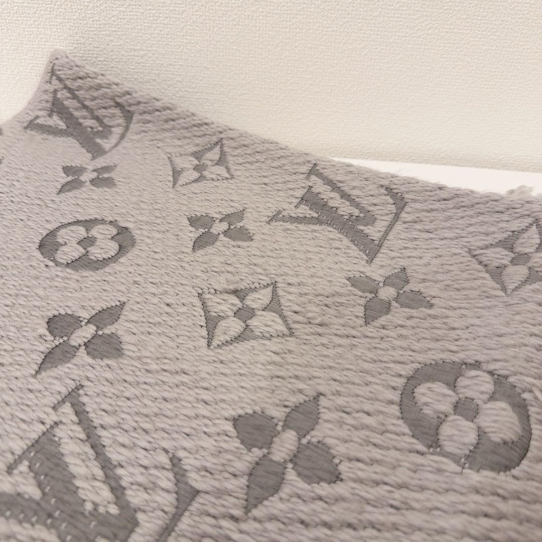 VUITTON マフラー