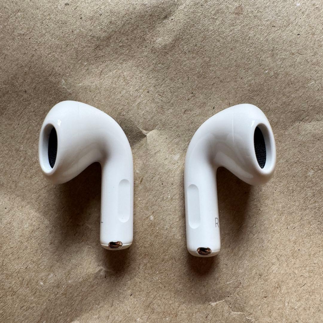 【保証期間内】Airpods 4(ANC)ノイズキャンセリング搭載